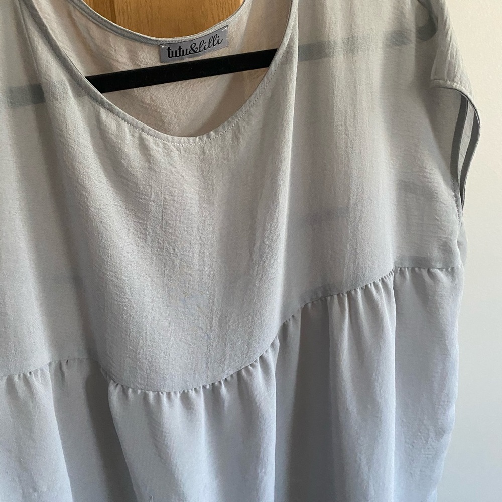 Tutu & Lilli short sleeve blouse